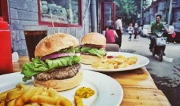 娱乐吃瓜酱汉堡,揭秘娱乐圈的美食与八卦盛宴